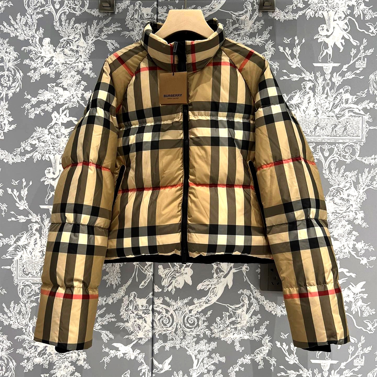 Khoác gió Burberry hàng siêu cấp