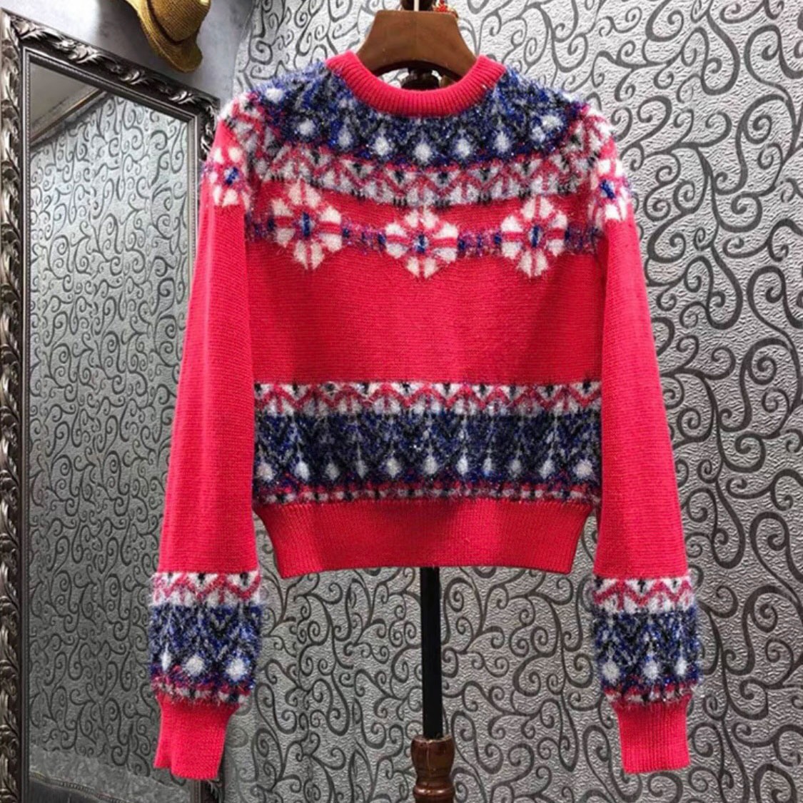 Áo len cổ tròn điểm viền hoa xanh Gucci siêu cấp