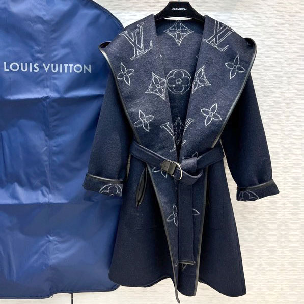 Áo dạ nữ thân dài thắt đai hiệu LV siêu cấp lót hoa