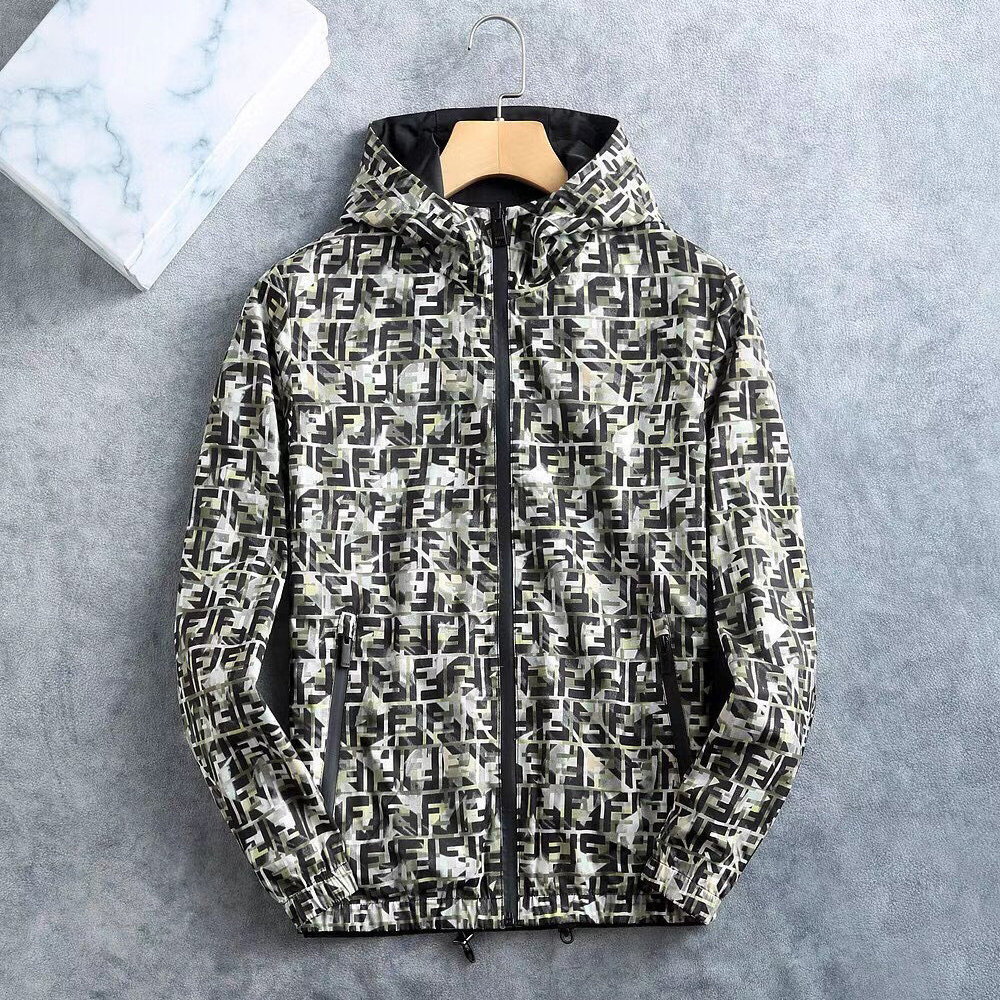 Áo khoác nam hiệu có mũ Burberry 