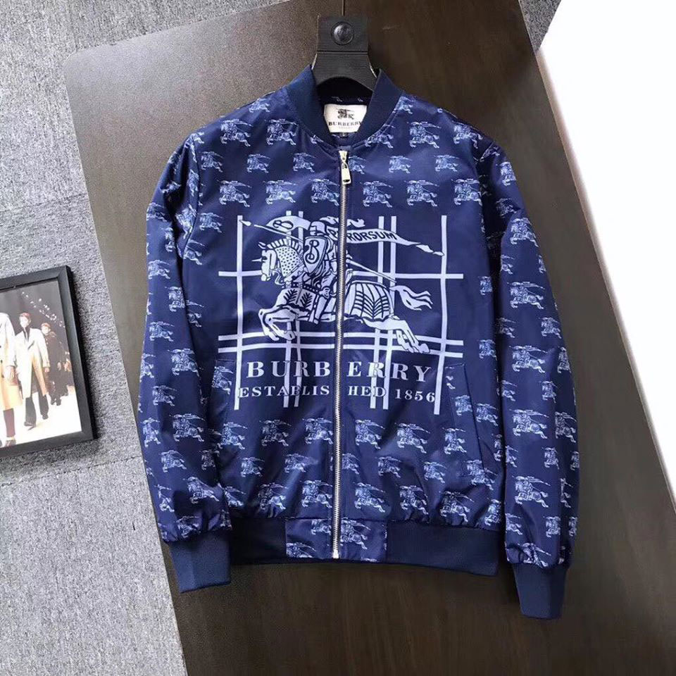 Áo khoác nam hiệu Fendi họa tiết ngựa logo cao cấp