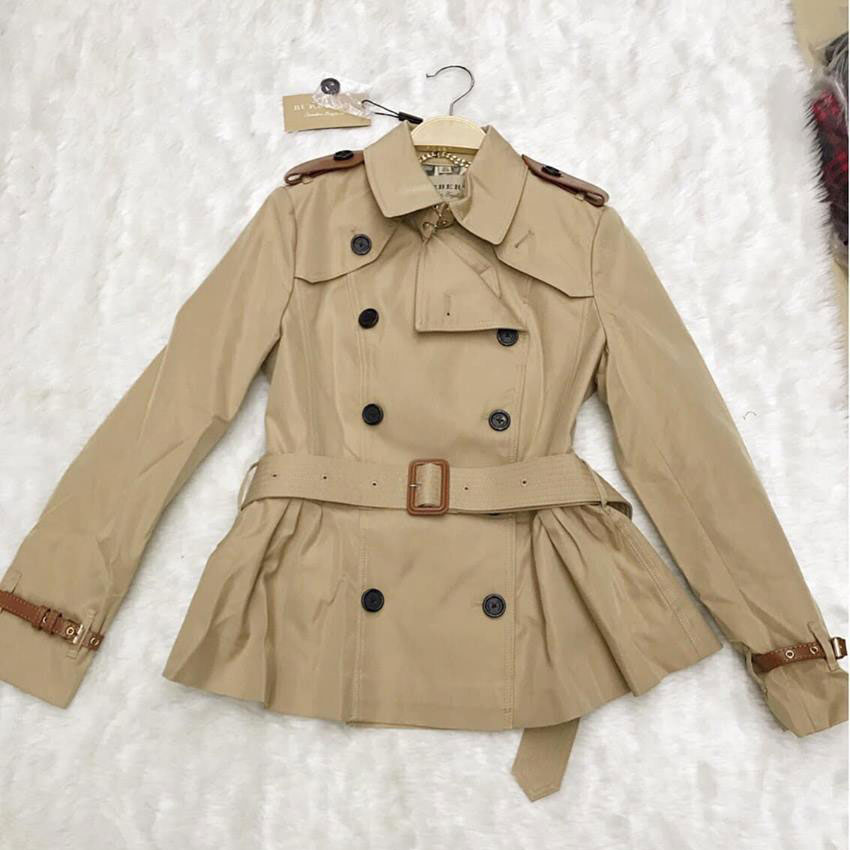 Áo khoác nữ hiệu Burberry super