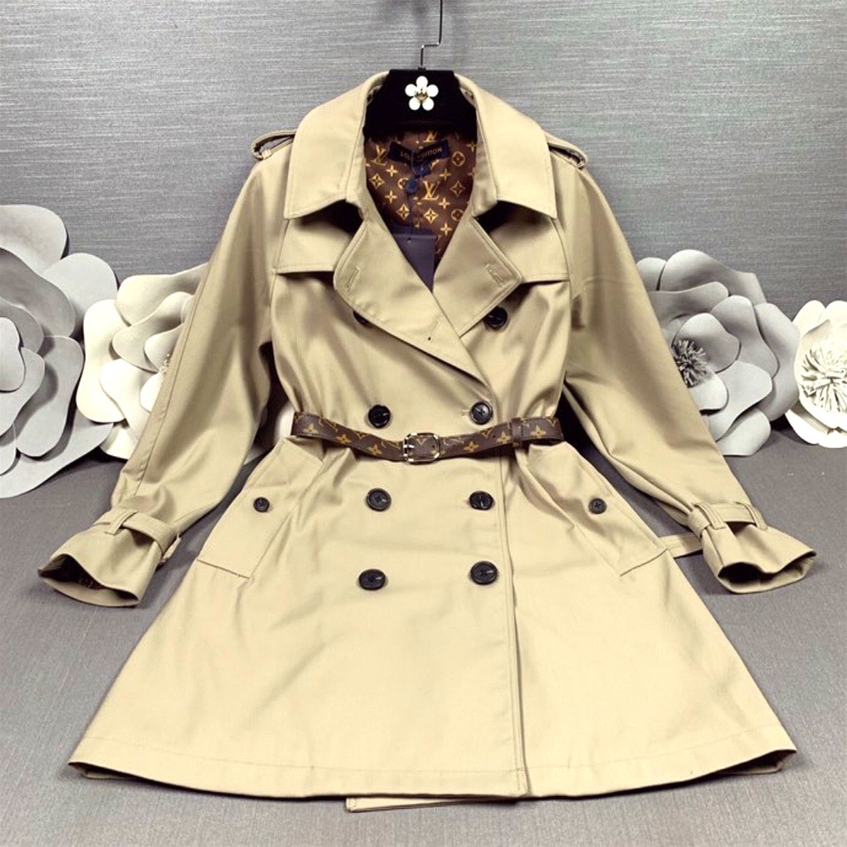 Áo khoác kaki nữ hiệu Burberry siêu cấp