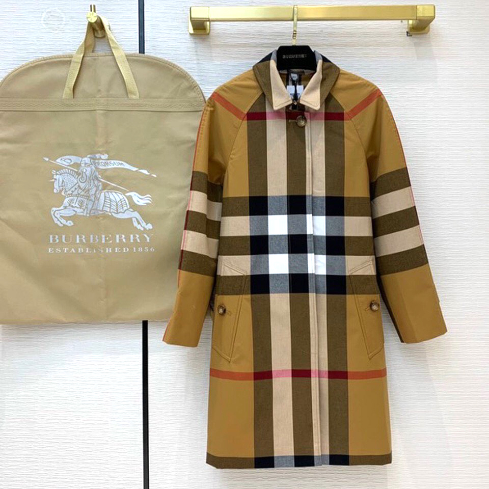 Áo khoác nữ thân dài hiệu Burberry kẻ cao cấp