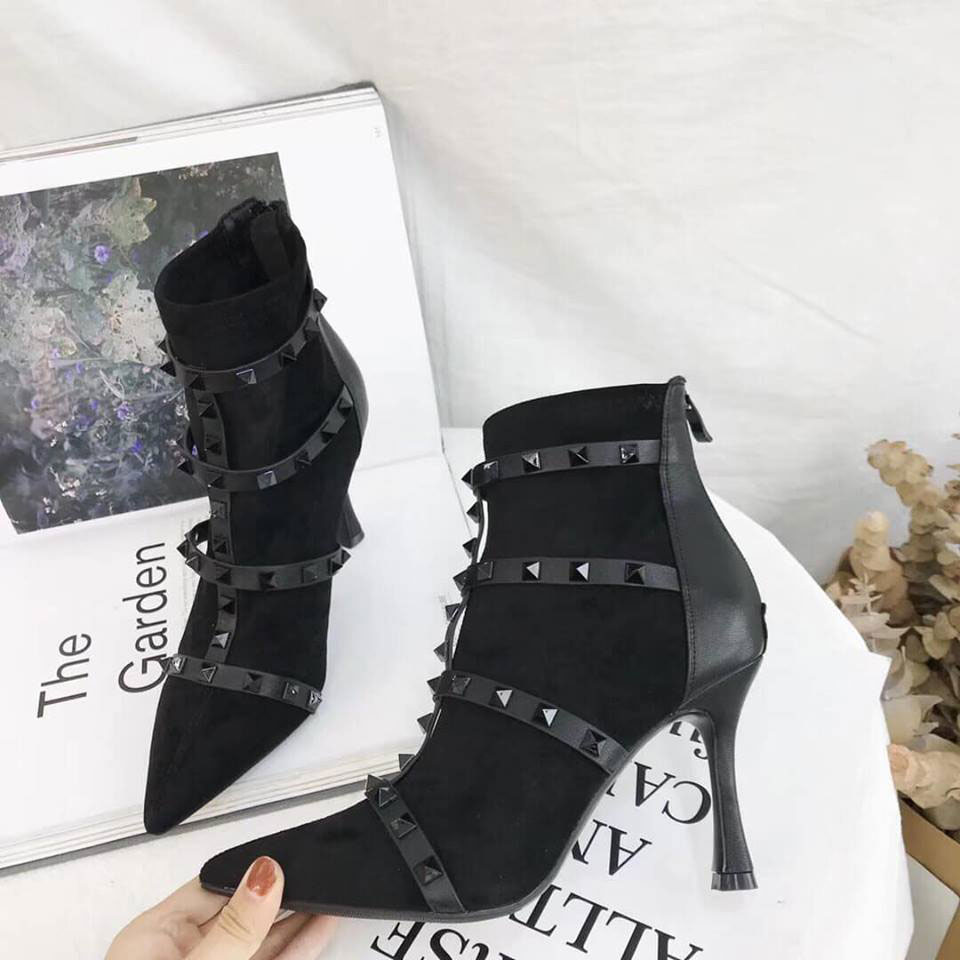 Bốt da lộn gắn đinh super