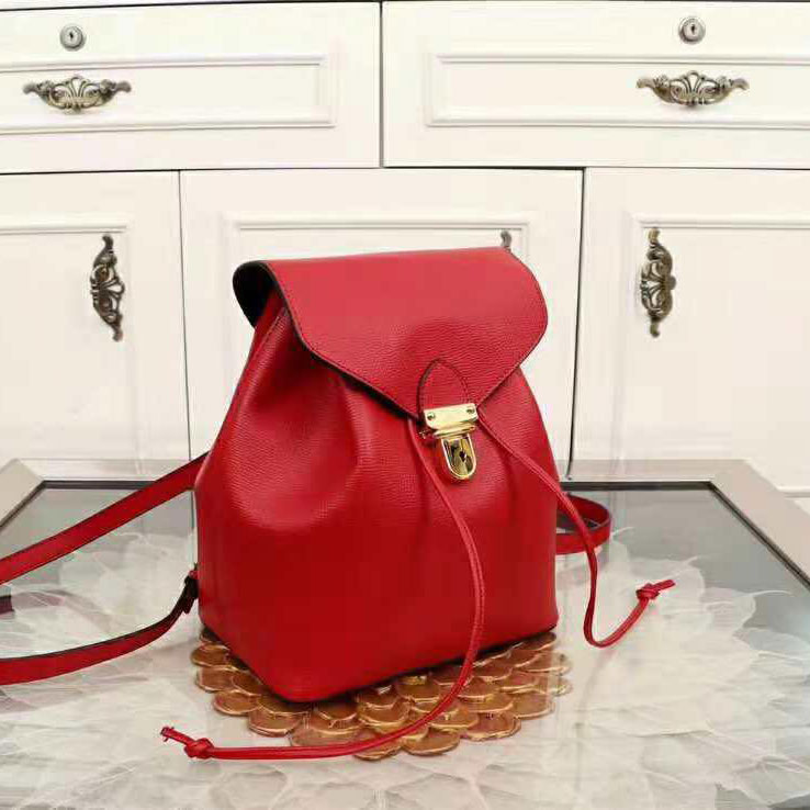 Balo khóa vàng hiệu Fendi supersale