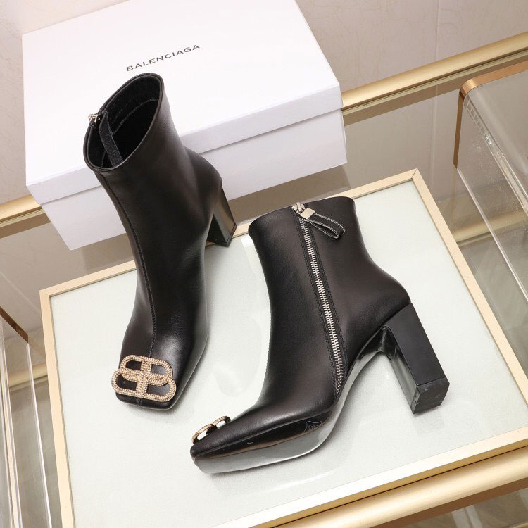 Bốt hiệu Balenciaga cao cổ mõm vuông siêu cấp