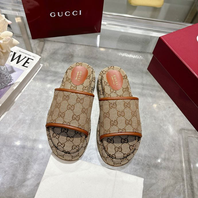 Dép bánh mỳ Gucci vải họa tiết nâu siêu cấp