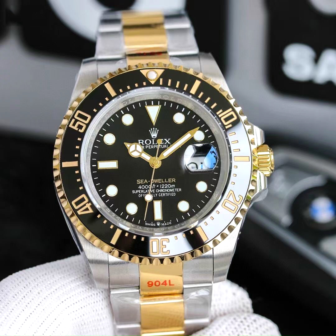 Đồng hồ hiệu Rolex mặt đen viền vàng cao cấp