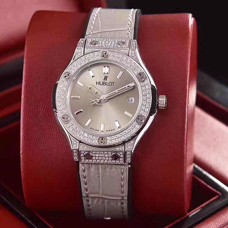 Đồng hồ đeo tay hiệu Hublot nữ 2019 