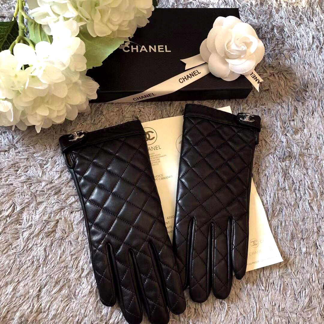 Găng tay da trần trám hiệu Chanel super