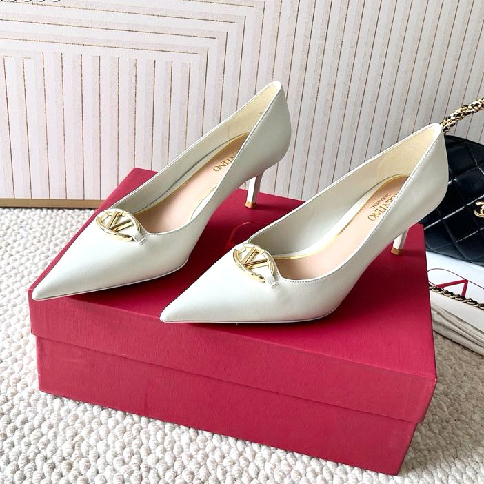 Giầy mũi gót nhọn Valentino siêu cấp