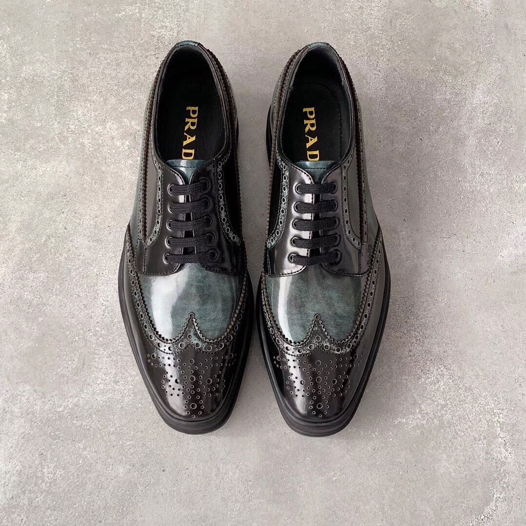 Giầy nam hiệu Prada 2 màu buôc dây VIP