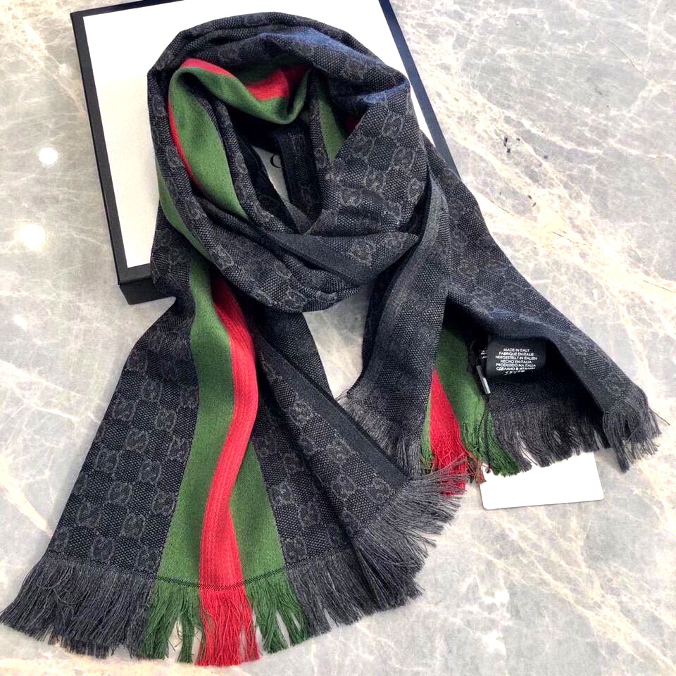 Khăn cao cấp hiệu Gucci