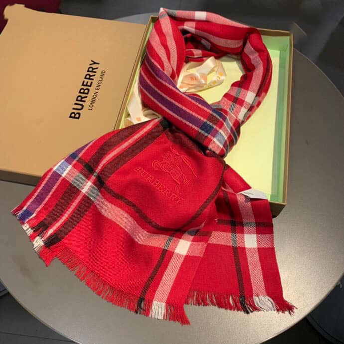 Khăn hiệu dạ Burberry kẻ đỏ cao cấp