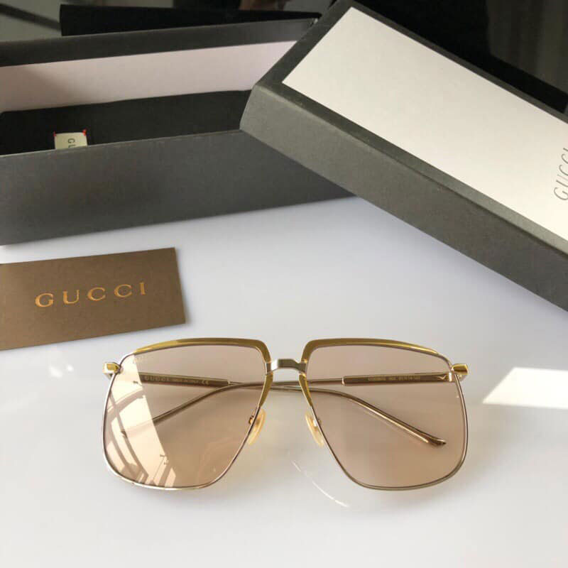 Kính mắt hiệu Gucci cao cấp gọng mạ vàng sắc nét