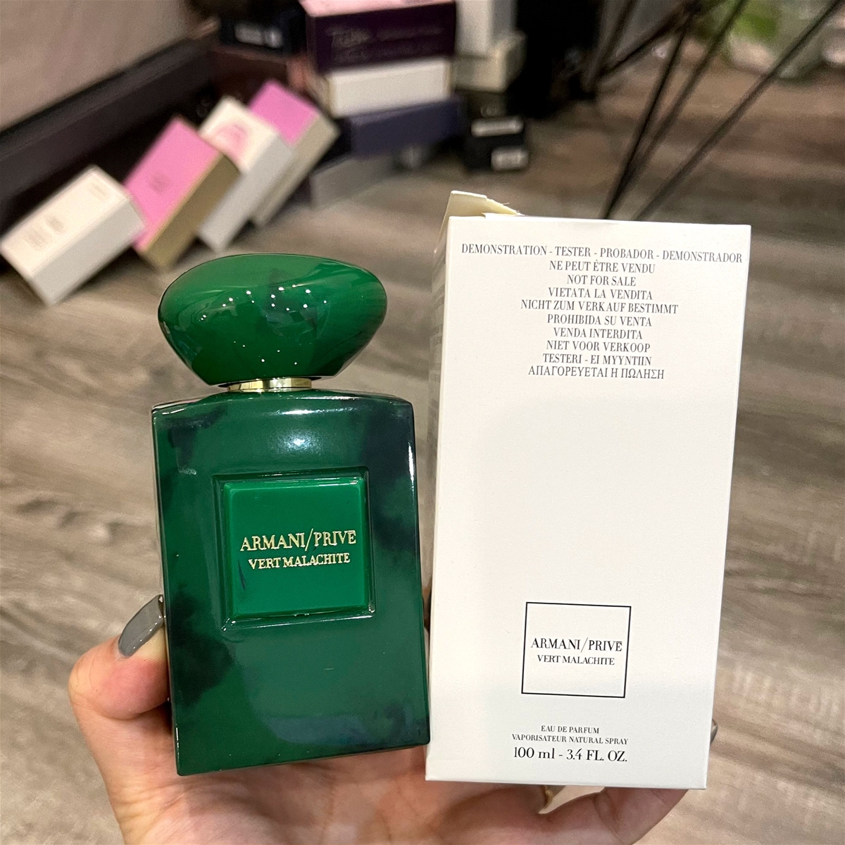 Nước hoa vỏ xanh ngọc Armani Prive super