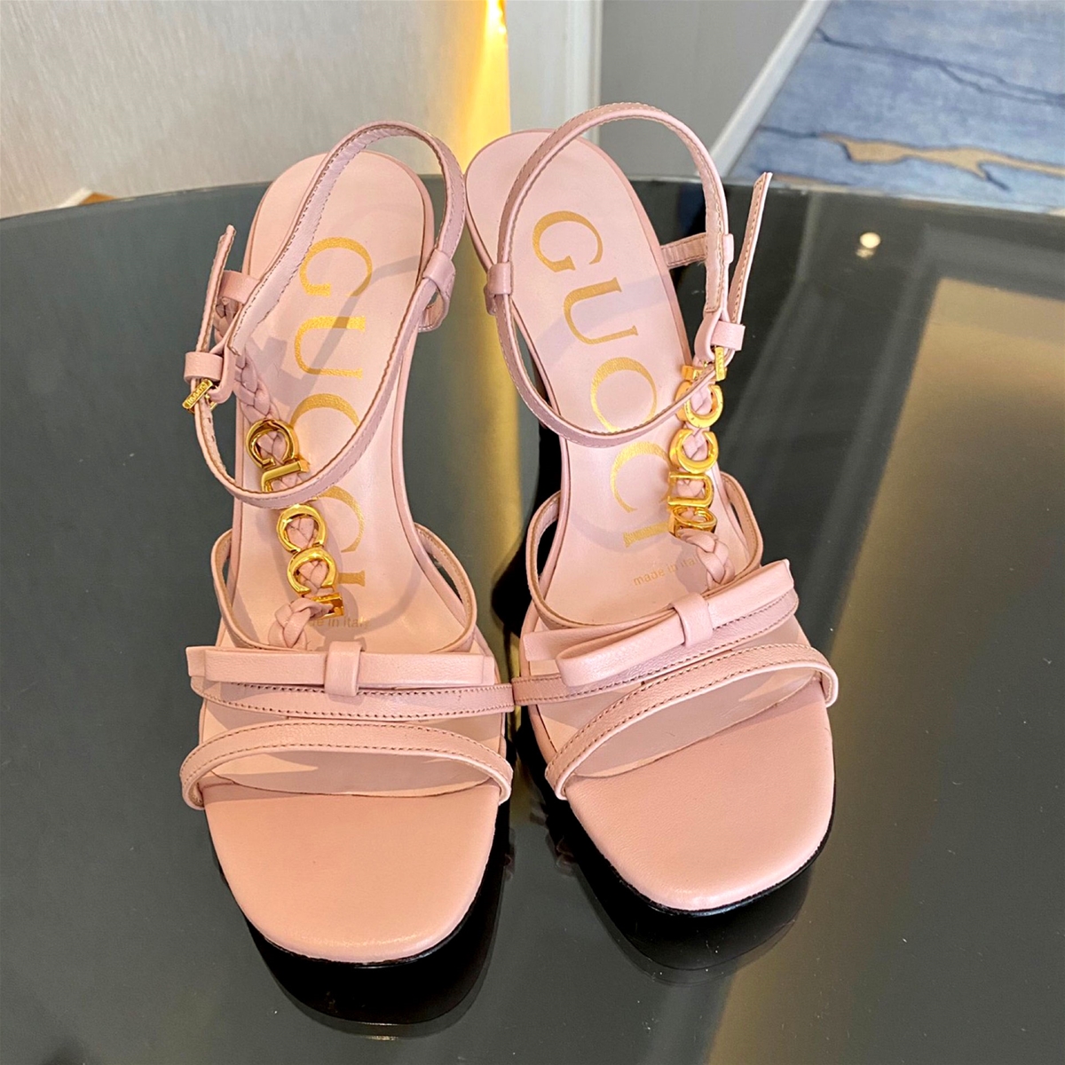 Sandal cao gót da mịn hiệu Gucci cao cấp