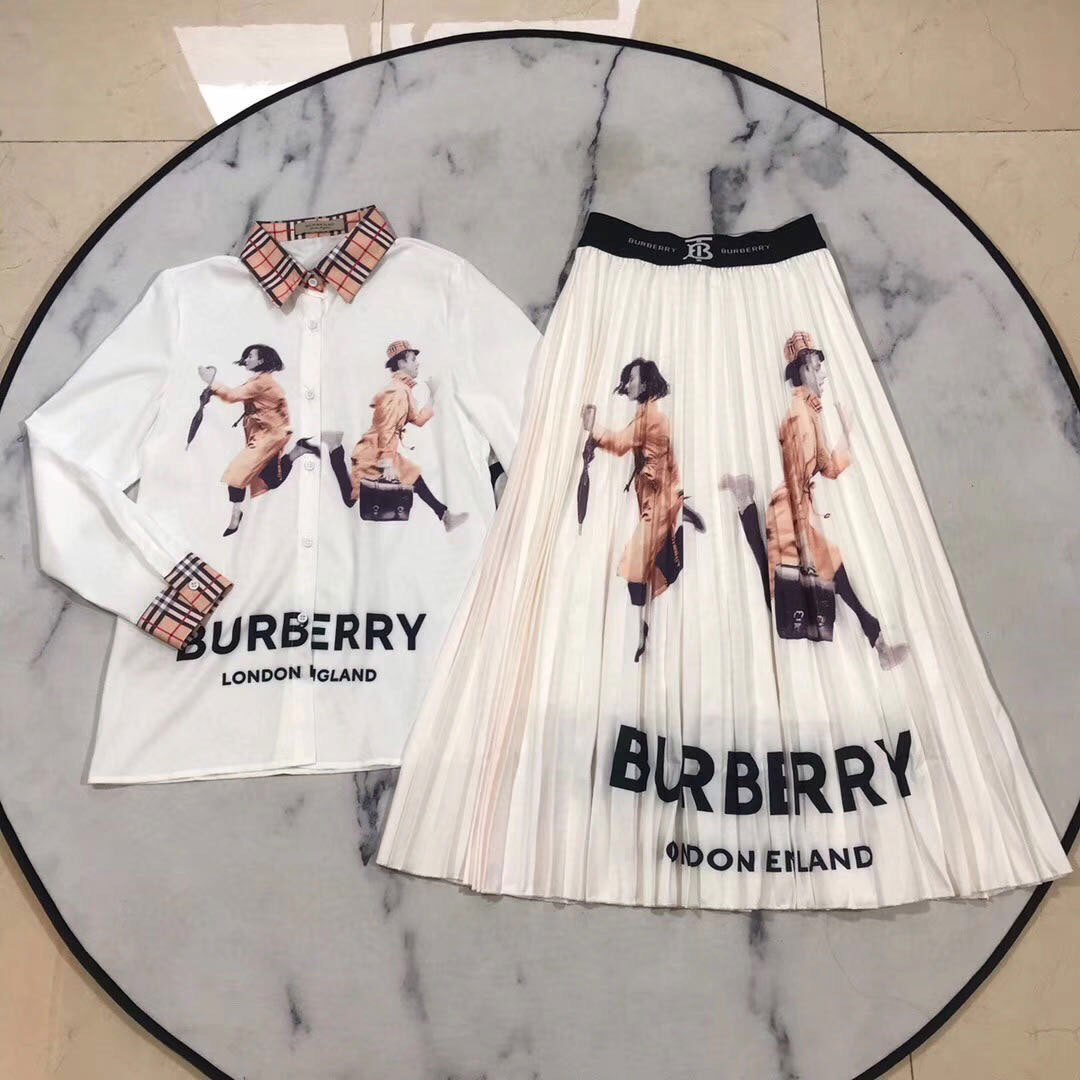 Set váy hiệu họa tiết Burberry phối kẻ viền cổ cao cấp