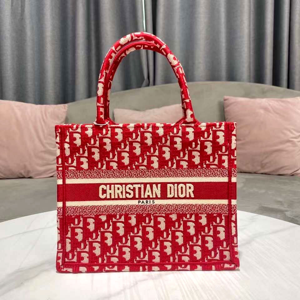 Túi xách làn thổ cẩm hiệu Christain Dior likeauth