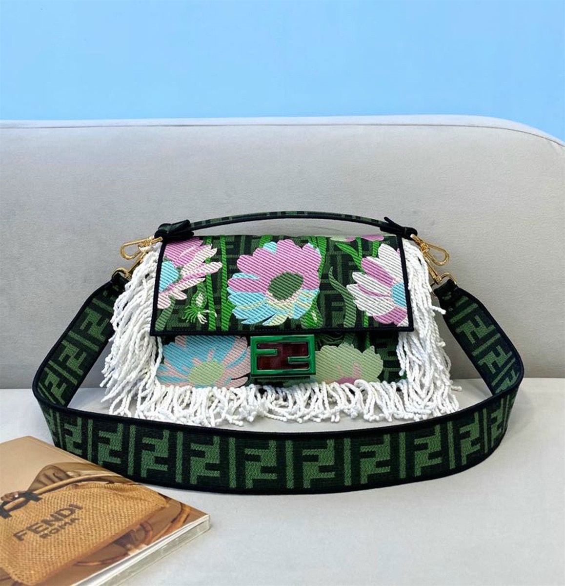 Túi xách Fendi nắp hoa thổ cẩm siêu cấp