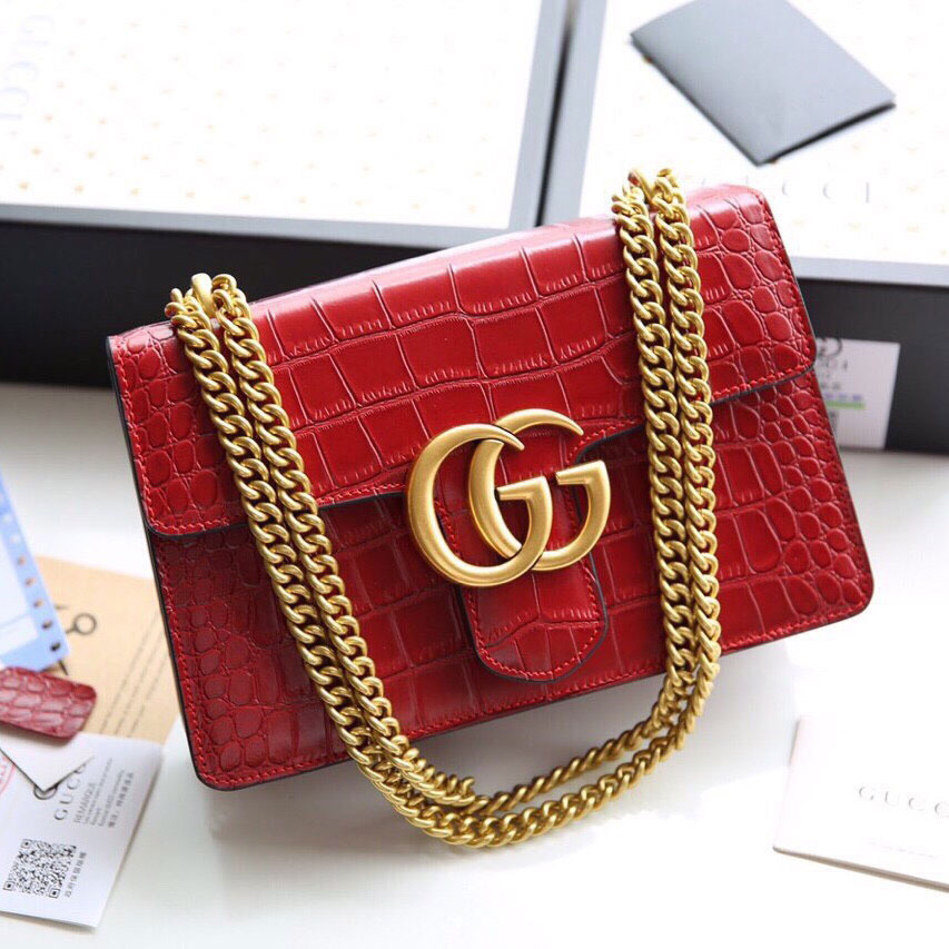 Túi xách Gucci da rắn khóa vàng super sales