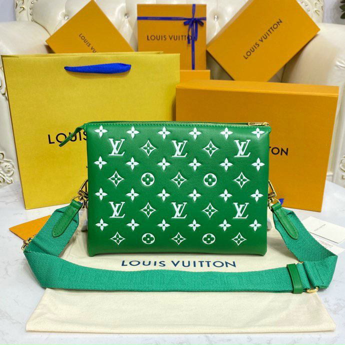 Túi xách Louis Vuittion cluth kéo khóa hoa dập chìm siêu cấp