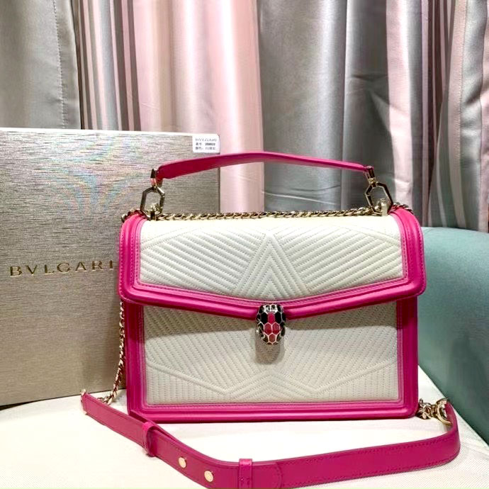 Túi xách Bvlgari đầu rắn viền hồng siêu cấp