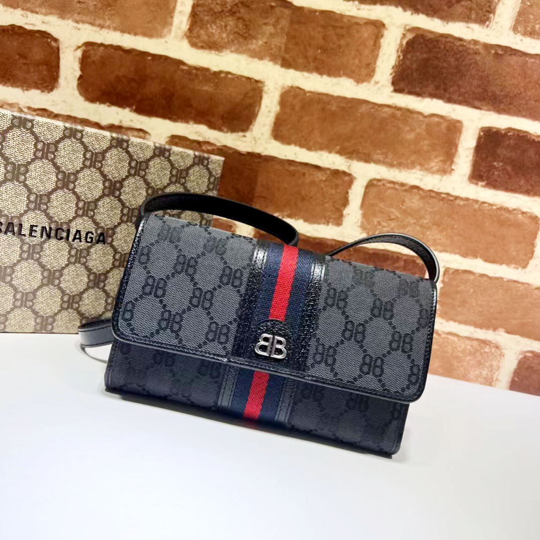 Túi xách cluth Gucci vải sọc đỏ siêu cấp