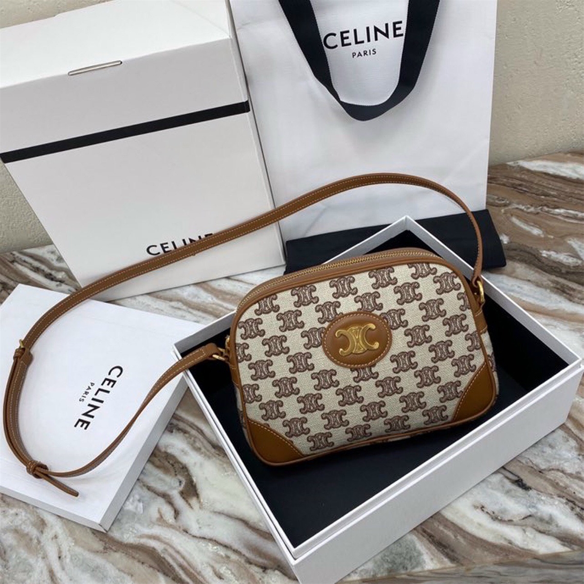 Túi xách kéo khoá viền da nâu Celine siêu cấp