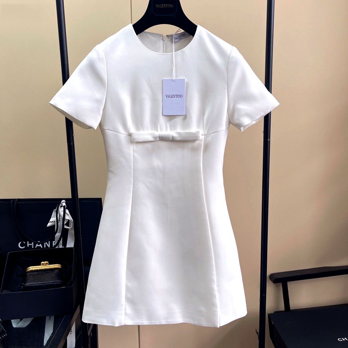 Váy liền thân dáng A cổ tròn Valentino siêu cấp