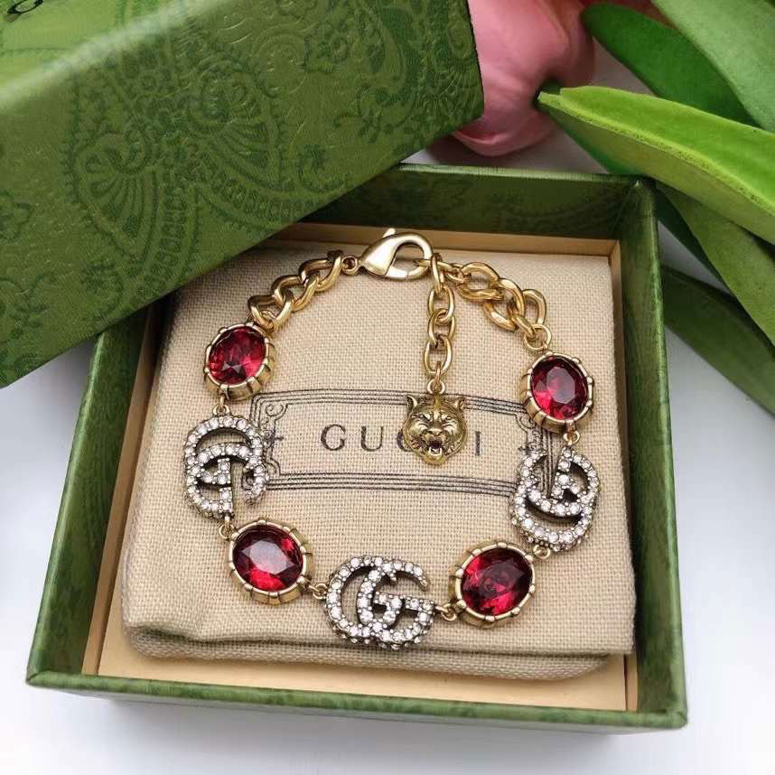 Vòng tay Gucci phối đá Ruby đỏ