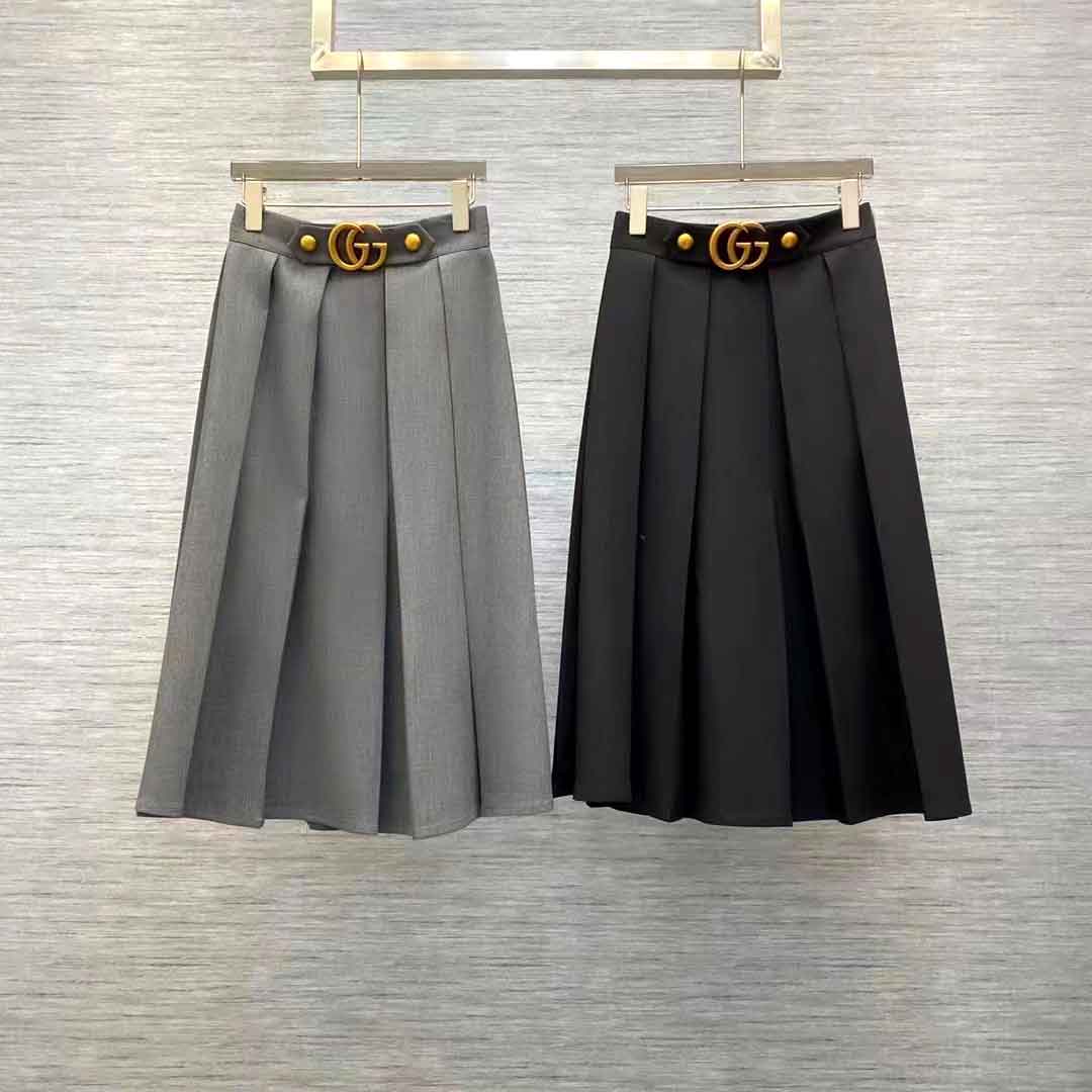 Chân váy xếp li kèm belt Gucci cao cấp