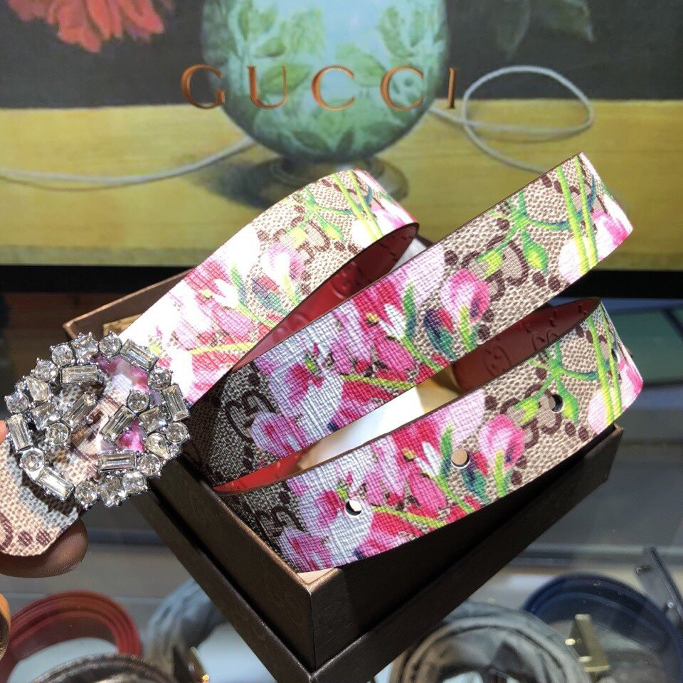 Dây lưng Gucci nữ mặt gắn đá