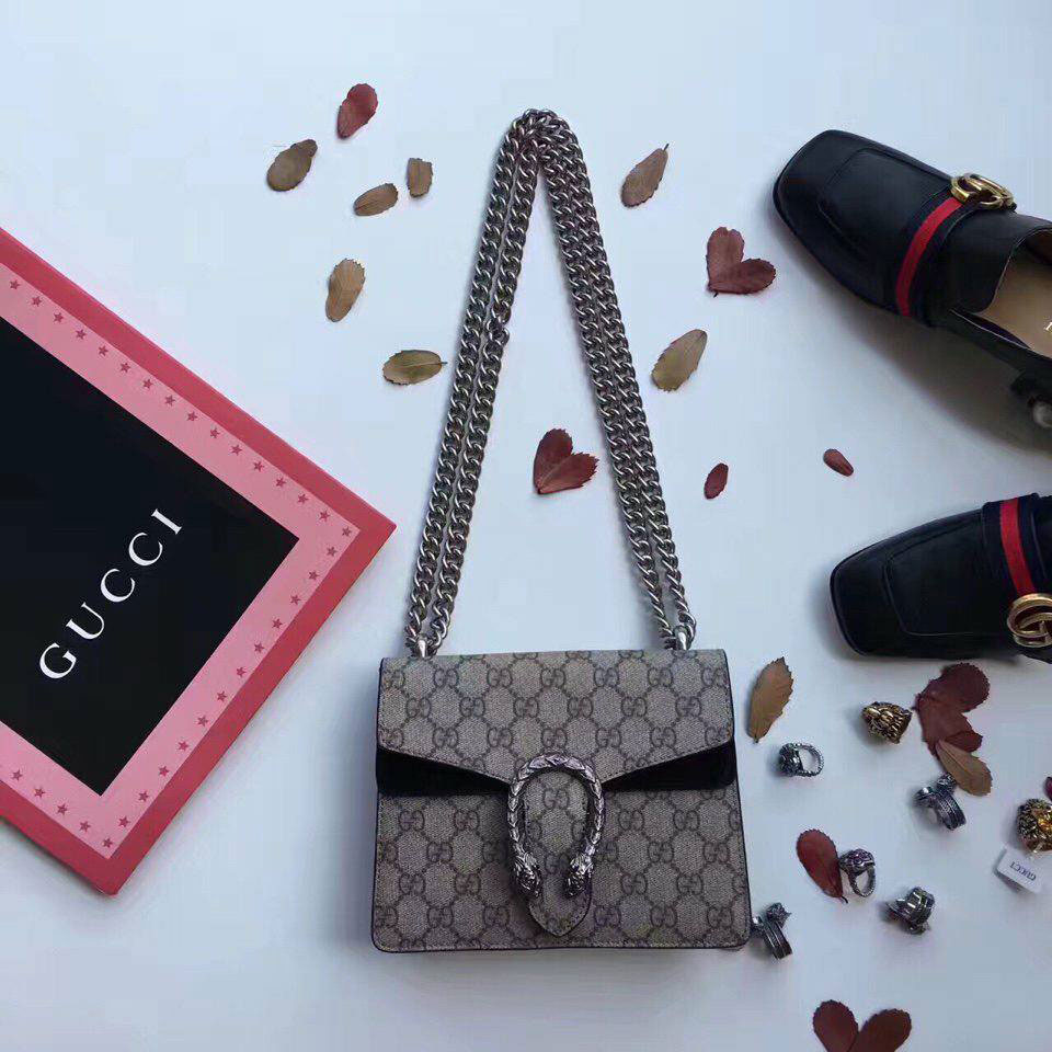 Túi xách Gucci size 20 khóa bạc