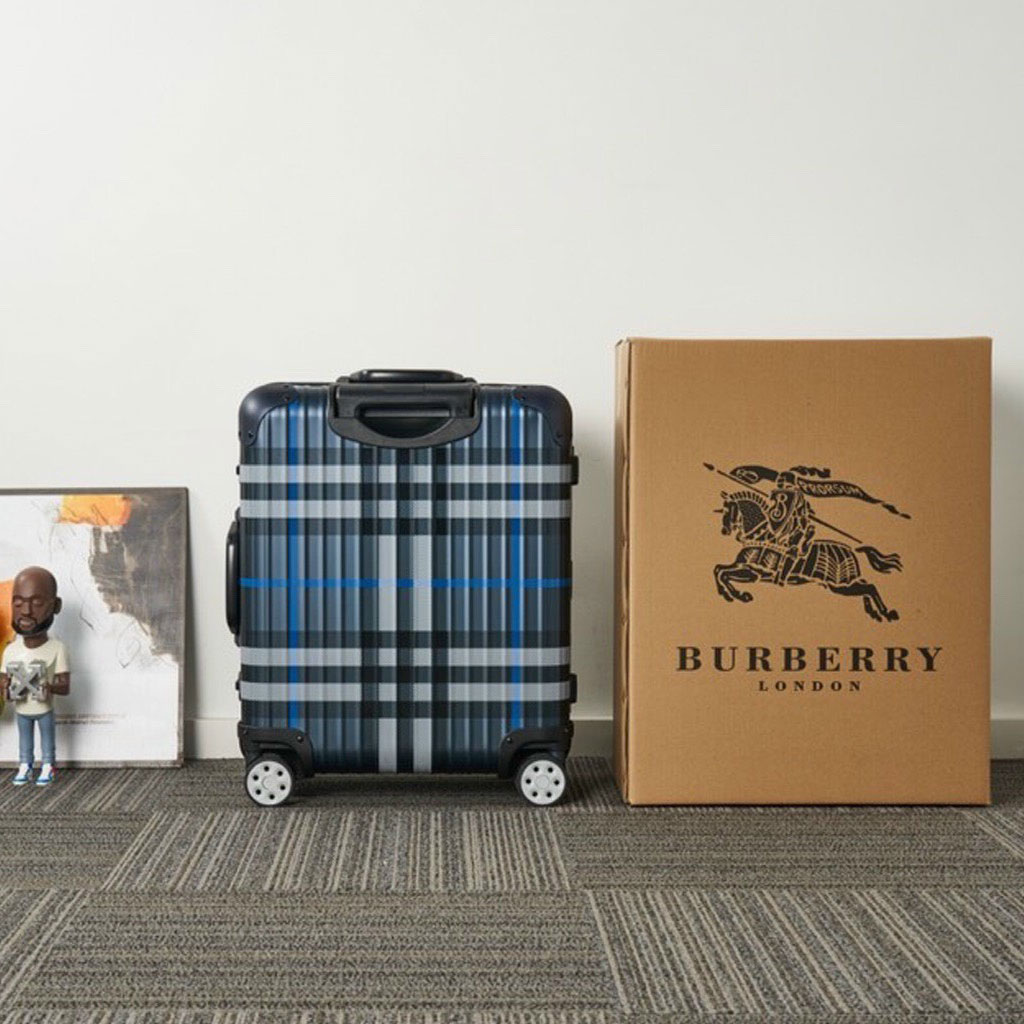 Vali nhôm kẻ xanh hiệu Burberry siêu cấp